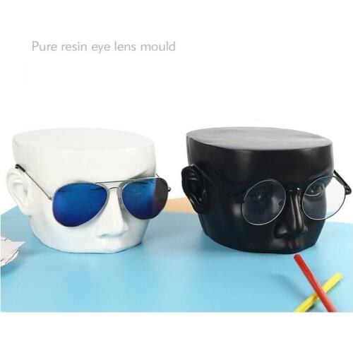 Fashion Nice Design 4 Colors Options Resin Glasses Holder Sunglasses Stand Jewelry Display New Product with High Level Craft