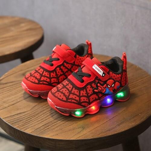 2021 Autumn Spiderman Kids Glowing Sneakers For Boys Girls Cartoons Children Luminous Shoes Light Mesh Sport Light Shoes babys