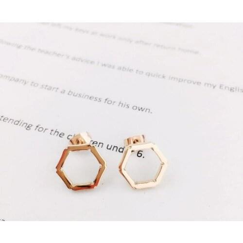 Classic Korean earring