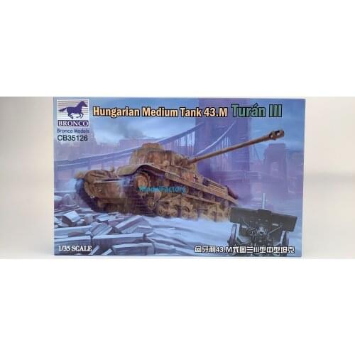 BRONCO CB35126 1/35 Hungarian Medium Tank 43.M Turán III Model Kit
