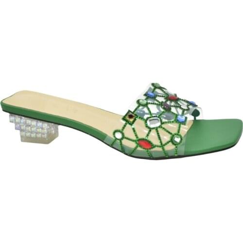 Nigerian Women Party Shoes Decorated with Rhinestone Closed Toe Heels Wedding Shoes for Women Bride Ladies Shoes and Sandals