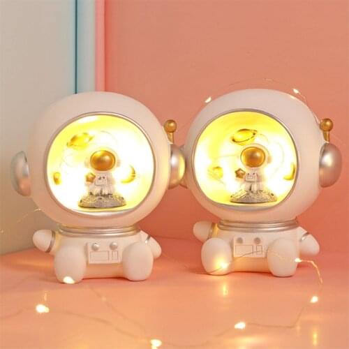 Creative Cute Spacemen Night Light Resin Piggy Bank Bedroom Table Ornaments Desk Decoration Return Gifts for Kids