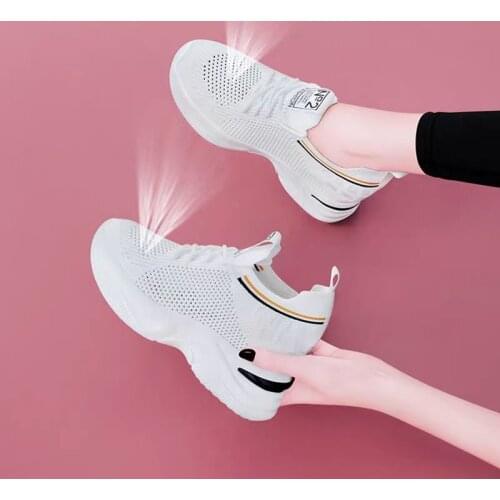 Height Increasing Insole Dad Shoes Womens 2020 Spring New Versatile Breathable Sports Casual Internet Celebrity Travel Shoes
