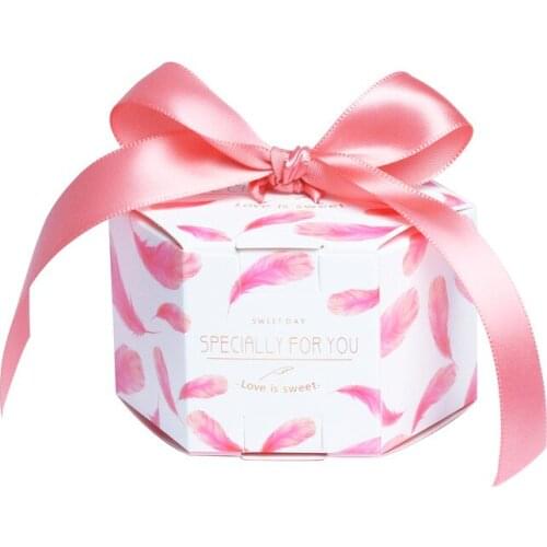 Ferimo 50pcs Small pink feather European wedding candy wrapper box party favor gift chocolates box with ribbon wholesale