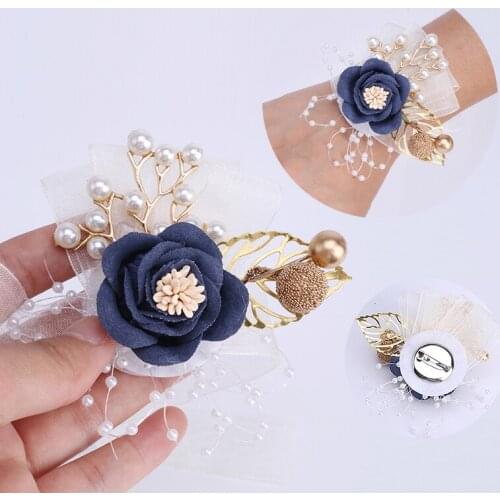 Hot Selling Bride Wrist Flower Sen Department Bridesmaid Sisters Small Fresh Hand Flower Wedding Supplies XH070