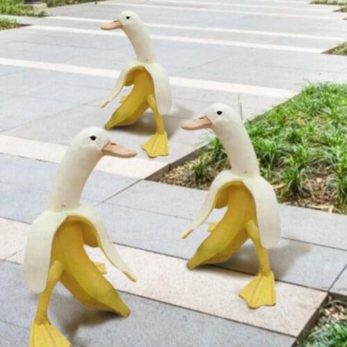 Weird Resin Hybrid Banana Duck Statue Garden lawn ornament Freaky Fruit Duck Non Rubbish Banana Sitter Sculpture