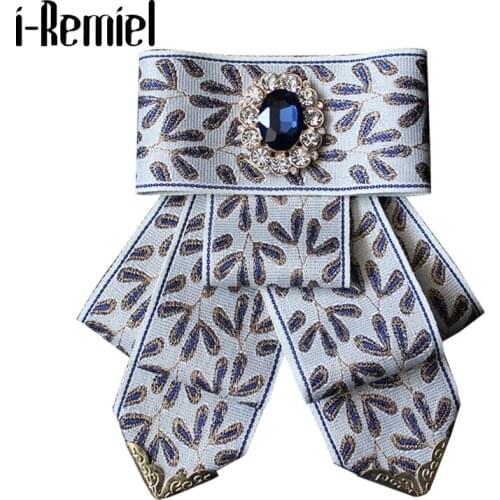 High End Bows Tie Flower Brooch Rhinestone Velvet Flower Glod Fabric Pins and Brooches Korean Wedding Broches Jewelry for Men