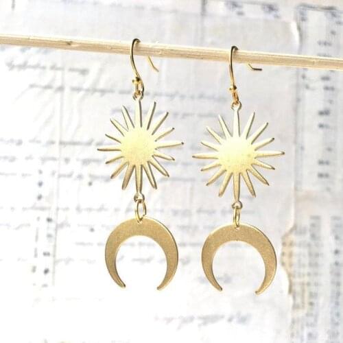 Crescent Sun Moon Starburst Earrings Gold Sun Celestial Astronomy Boho Jewelry 2020 New Women Gift Girlfriend Beautifu Fashion