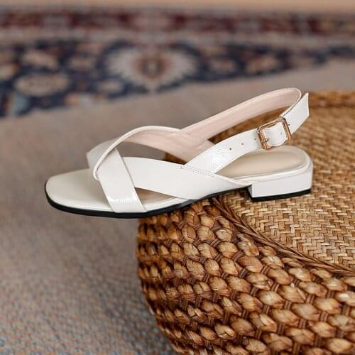 2021 Big Size 42 Rome Sandals Women Shoes Genuine Leather Sandals Hollow Out Fashion Casual Shoes Women Flat Sandals