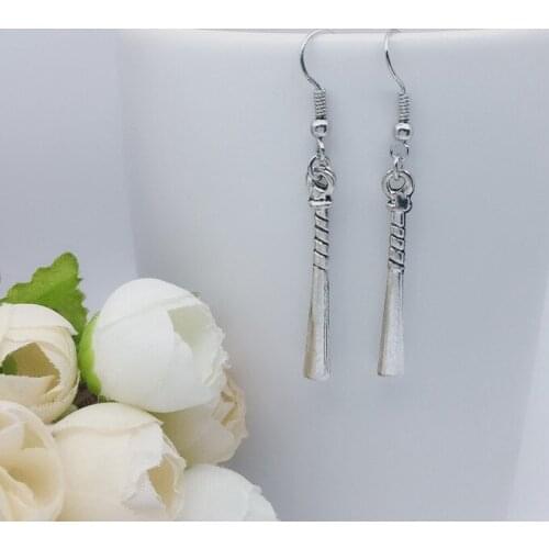 2018 / Europe and the United States hot glamour baseball bat earrings, fashion earrings long paragraph wild earrings