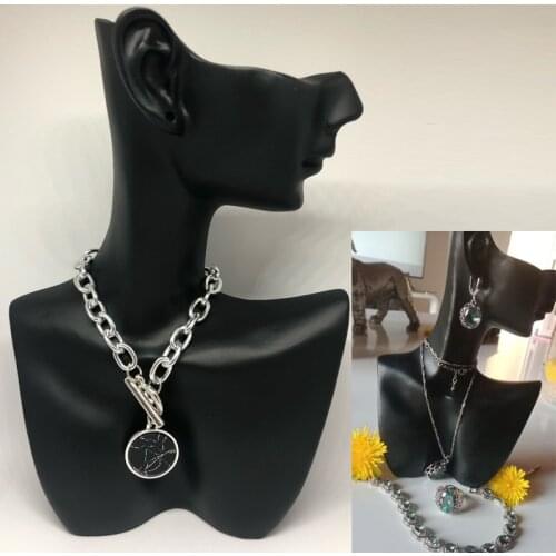 Arrival Fashion Hot Resin Small Medium Side Portrait Model Earrings Necklace Jewelry Display Stand Necklace Display Props