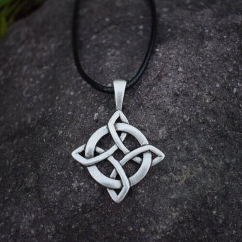Celtic Knot Necklace Irish Celtic Round Pendant Necklace Sanlan Jewelry Birthday Gift
