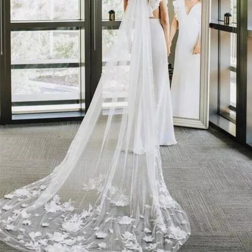 White/Ivory Wedding Bridal Veils Long Lace Edge Flower Luxurious Applique Cathedral Length With Comb 3M Meters velo de novia