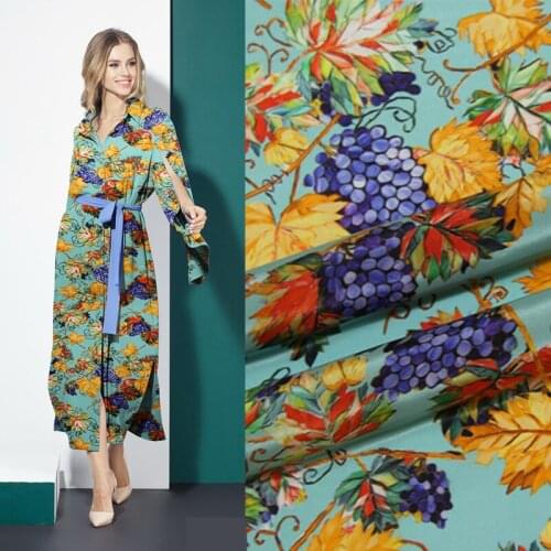 CF725 The Latest Version Fashion Summer Dress T-shirt Shirt Silk Fabric Silk Scarves Fabrics Grapes Printed 100% Mulberry Silk