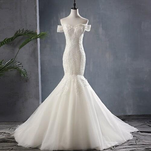Real Photos New wedding dress Boat neck Sleeveless Lace applique with Train Bride wedding dress women vestidos de noiva 2021