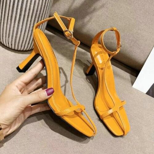 2021 Summer Catwalk Sandals New Simple Thin Strap High-heeled Sandals Fashion Square Head T-shaped Shoes