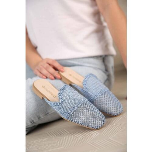 Womens Mesh Slippers Gauze Knitted Sandals Female Braided Design Charm Set Toe 2021 Holiday Beach Flat Sandals Casual Women Shoes