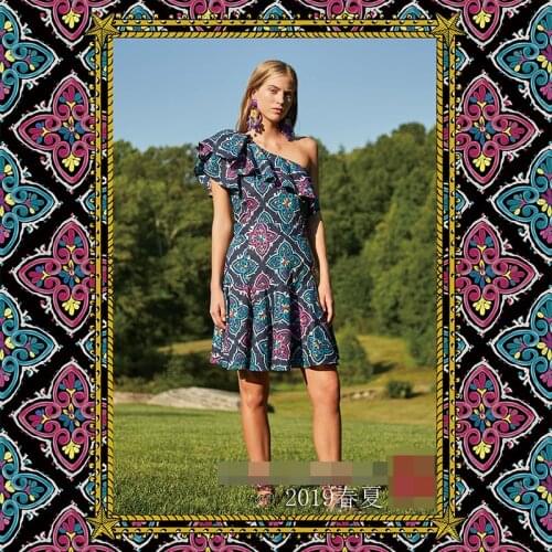 2019 new color square printing apparel fabric dress shirt fashion material beautiful polyester printed cloth pre-sale