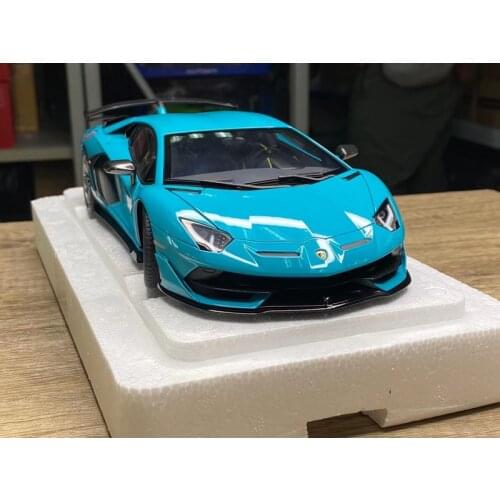 Autoart 1:18 Lamborghini AVENTADOR SVJ Car Model Resin Model For Decoration And Gifts