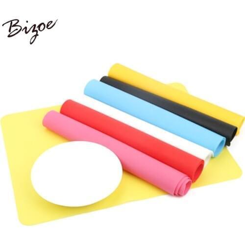 2PCS Silicone baking mat non-stick pan liner baking baking mat mat insulation pad protector Random Color