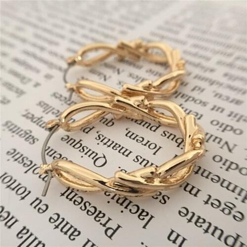 Chic Gold Color Plating Knot Shape Oval Shape Hoop Earrings For Women Girl Bohemia Unique Fashion Jewelry Accessory