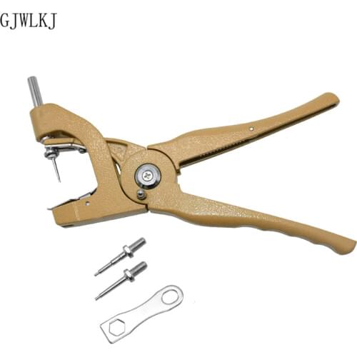 2 pcs Hydraulic automatic rebound Animal Husbandry Veterinary Ear Tag Pliers Swine Cow Sheep Rabbit Ear Tag Identification Tool