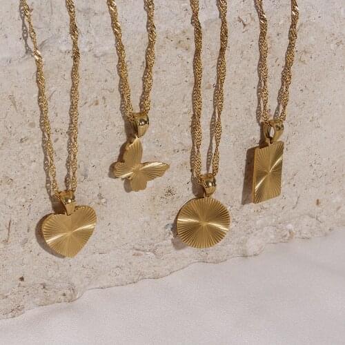 2021 Waterproof Stainless Steel 18K Gold Plated Waterwave Chain Txture Pendant Circle Square Heart Butterfly Necklace