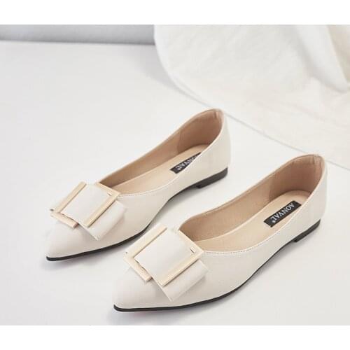 Brief Designer Ladies Shoes 2020 Slip On Shallow Ballet Flats Women Metal Buckle Bowknot Loafers Woman Fairy Boat Ballerina Shoe