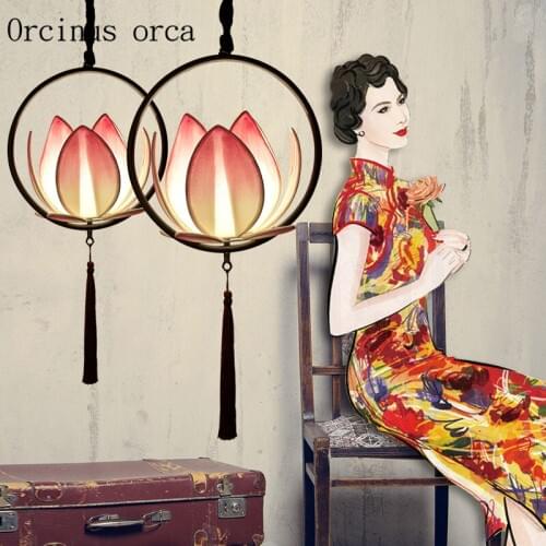 New Chinese classical lotus pendant lamp Tea Room Restaurant aisle Chinese style Zen hand painted fabric pendant lamp