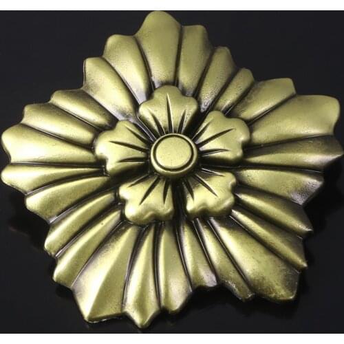 SONGCHANGJEWELRY White Brooches For Clothes