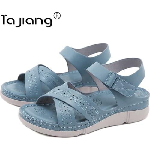 Ta Jiang New thick-soled wedge sandals European and American fashion hollow summer female gladiator beach slippers T777-5