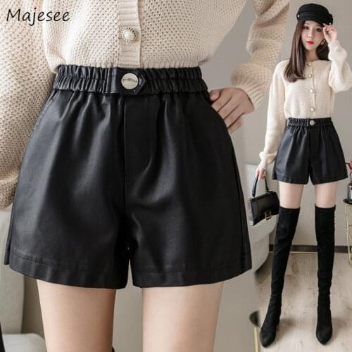 Women Shorts PU Plus Velvet Thicken Winter Warm High Waist Button Cool Streetwear Loose Solid Trousers Pockets All-match Chic