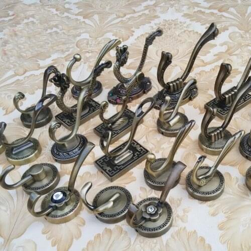 1PCS Continental retro solid single hook hook creative hat entrance door clothes hanger door shoe wall