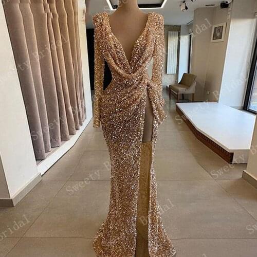 Sparkly Muslim Evening Dresses 2021 Long Sleeve Sexy High Slit V-neck Mermaid Rose Gold Sequin Dubai Women Formal Gowns