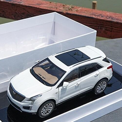 New 1:18 alloy diecast SUV simulation metal vehicle XT5 sports car model toys children adult gifts collection display souvenir