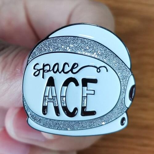 Cartoon Astronaut Space Ace Spaceman Helmet Enamel Brooch Pin Backpack Hat Bag Lapel Pins Badges Fashion Jewelry Accessories