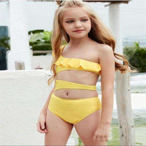 2021 Cute Girls Beachwear Summer Oblique Shoulder Cut Hollow Swimsuit Lotus Leaf Hot Spring Swimsuit Solid Bathing Suit