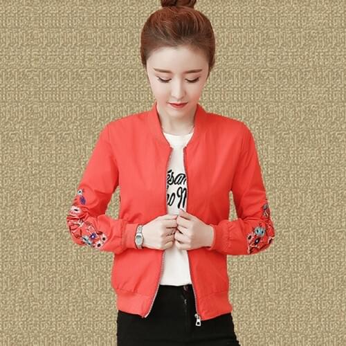 Jacket female 2019 autumn new short jacket spring embroidery loose loose small jacket temperament fashion baseball uniform