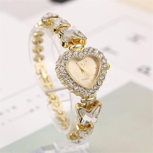 2018 New Fashion Casual Womens Watches Gold Luxury Crystal Ladies' Bracelet Quartz Wristwatches relogio feminino Heart-shaped