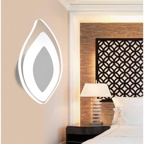 Creative acrylic wall lamp bathroom simple bedroom bedside aisle living room modern maple leaves led acrylic lamps