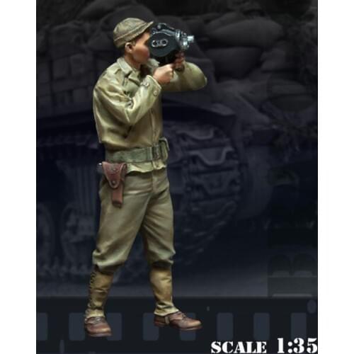 1/35 scale WW2 American war correspondent WWII miniatures Resin Model Kit figure Free Shipping