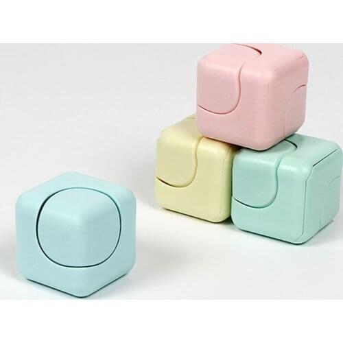 Anti-Anxiety Spinning Fidget Toys Metallic 4-in-1 Spinning Toy For Kids & Adult Squeeze Fun Stress Reliever Antistress Toy