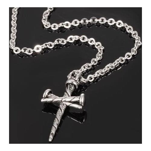 Japan buys simple Korean students' mens pendants, necks, crosses, necklaces, personalized hipsters and joker hipsters pendants