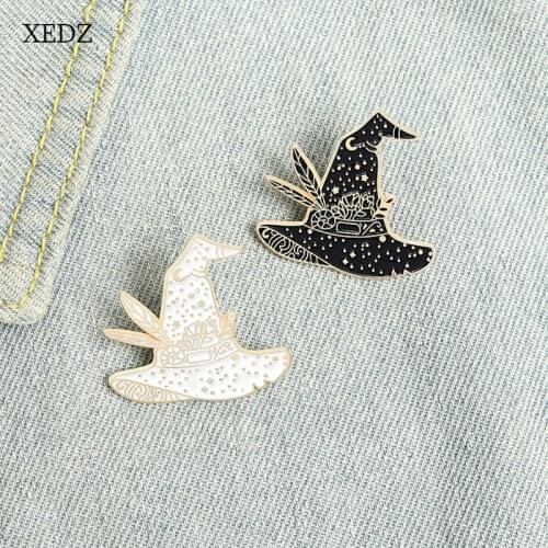 XEDZ Cartoon Black/White Couple Sparkling hHat Enamel Brooch Fashion Plant Weaving Pointed Top Witch Mage Hat Badge Jewelry Gift
