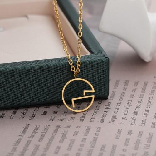 V Attract Gold Mountain Range Charm Necklace Women Mountain Round Pendant Stainless Steel Long Chain Necklaces Hiking Gift