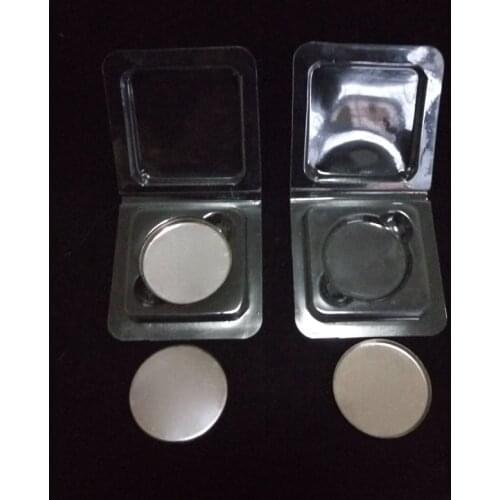 37mm Round Iron Makeup Pressed Pan Iron Eyeshadow Pans In PVC Clam Shell. PVC Slot for Eye Shadow Pans