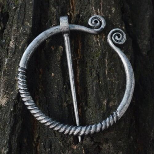 Curled Medieval Penannular Brooch Cloak pin Viking pin Historical Medieval Viking Jewelry Brooches for men women Gifts Norse