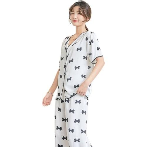 Summer Short-sleeved Shorts Pajamas Comfortable Skin-friendly Pajamas Bowknot Ladies Pajamas Silky Breathable Spring And Autumn