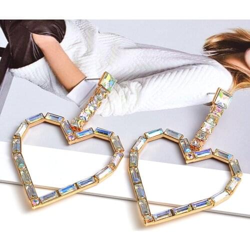 Vintage Love Heart Shaped Dangle Earrings For Women Lovely Elegant Fashion Charm Drop Earrings Jewelry Wholesale