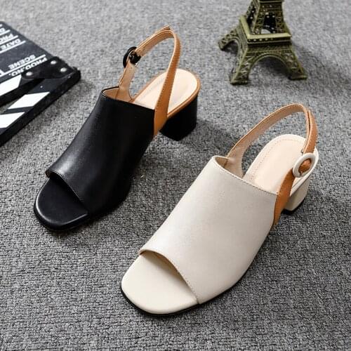 Euro Station 2020 summer new womens shoes thick heel with fish mouth open toe after empty with leather Roman sandals
